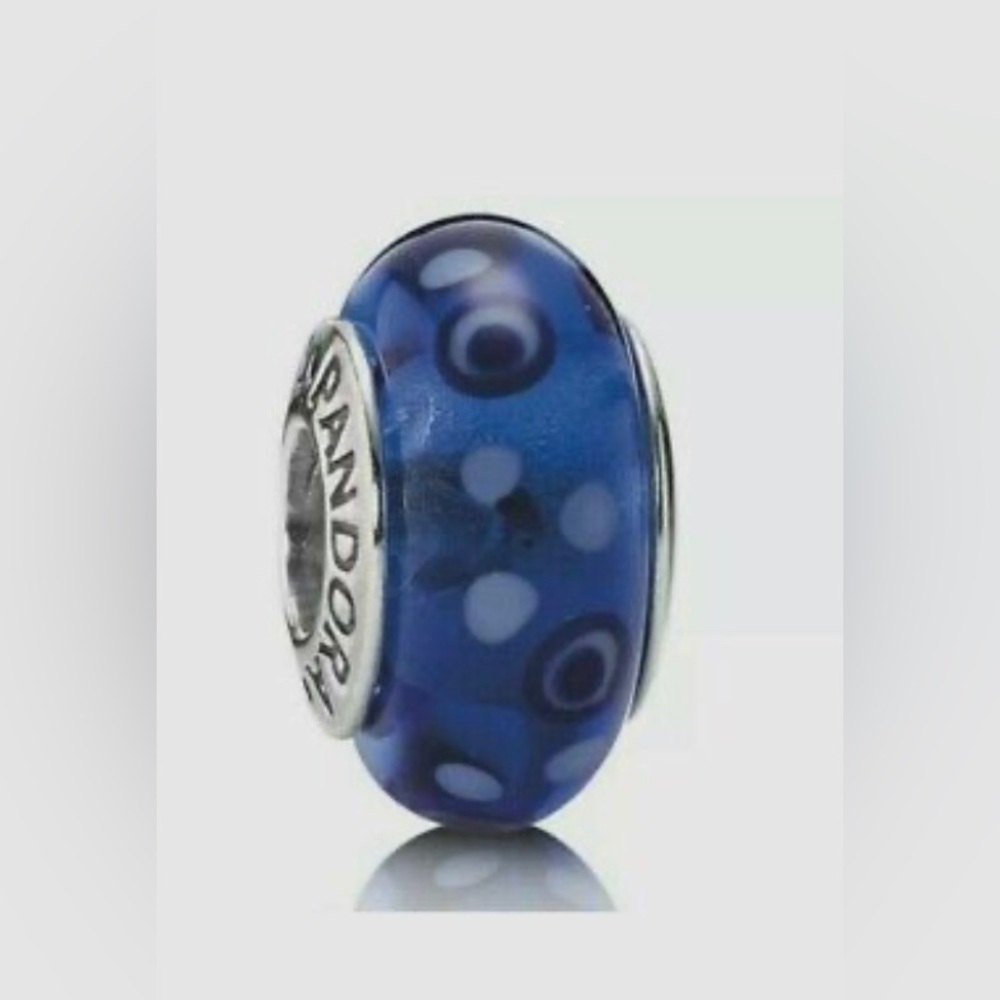 Pandora Murano glass charm ‘retired’